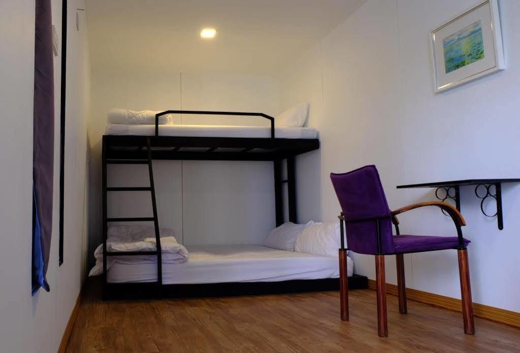 Oyo 673 Nice Sleep Box Hotel Chiang Mai Buitenkant foto